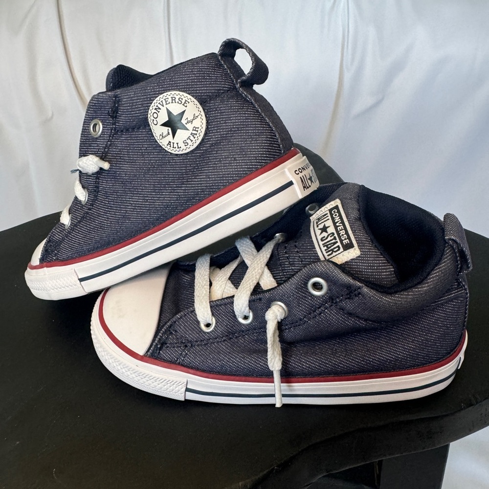 Kids Converse Navy Sneakers